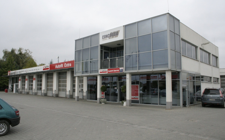 Az autószervizek nyitva maradhatnak