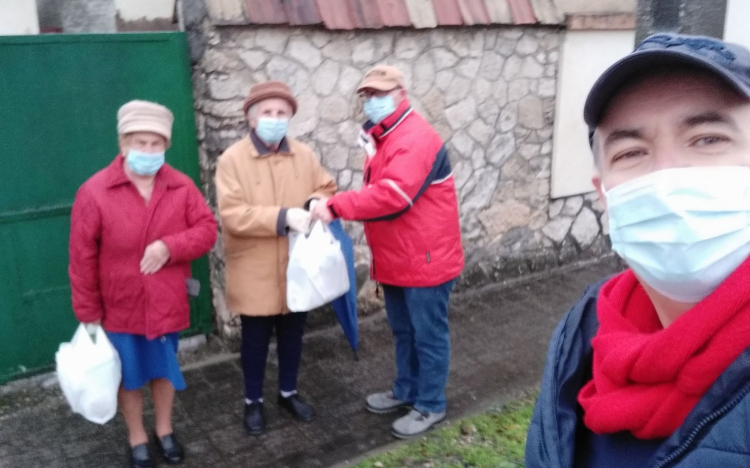 Az MSZP idén is folytatja a Szolidaritási Alapjából finanszírozott segélynyújtási akcióját