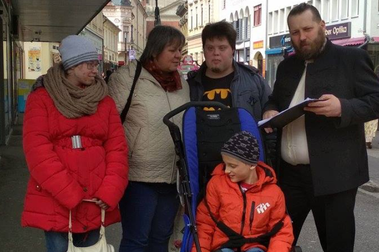 A leginkább kiszolgáltatottakat képviselné Sándor Endre Géza az Országgyűlésben