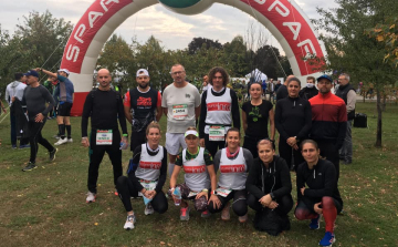 A Szuperinfó támogatásában teljesítették a maratoni távot