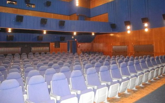 Koronavírus: Bezár a pápai Petőfi Mozi