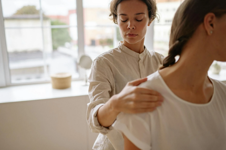 Gyógytornász álláslehetőségek magánrendelőkben: mit érdemes tudni a jelentkezés előtt?