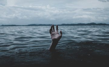 Kiskorú veszélyeztetése miatt indított nyomozást a rendőrség a Dunába fulladt fiú szülei ellen