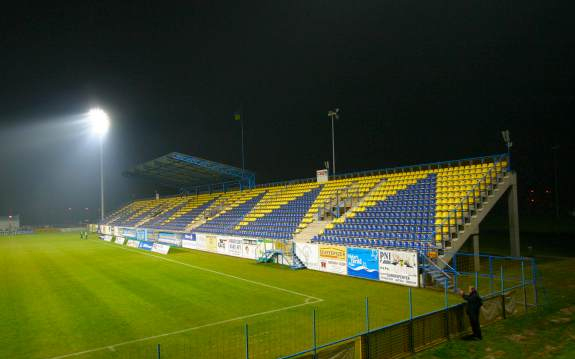 Eb-meccsek lesznek a Perutzban