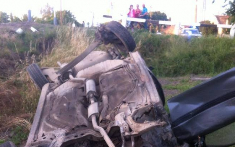 Mozdonnyal ütközött