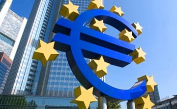 Csütörtökön döntőzik az EKB