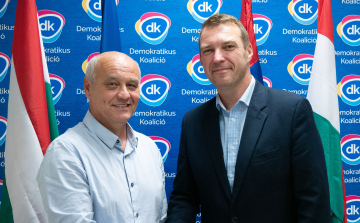 Árnyékminisztert látott vendégül a DK helyi szervezete