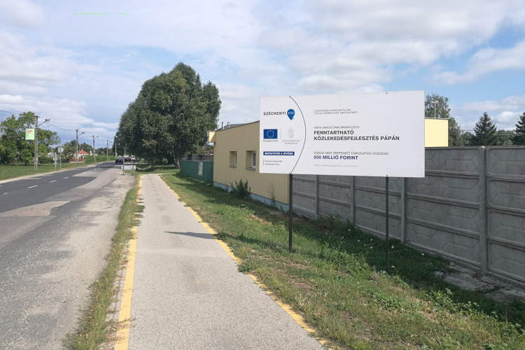 Megkezdődött a Győri úti kerékpárút felújítása