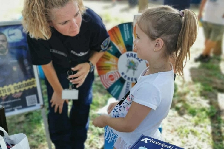Izgalmas programokkal zajlott a bűn- és balesetmegelőzési nap három helyszínen