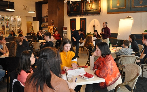 JátékbanFORRaDALOM