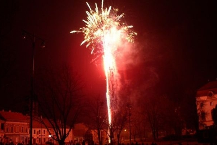Ha pirotechnikai eszközt vásárolna szilveszterre, ezt mindenképpen olvassa el
