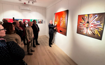 Érted! Érted? - Egyedülálló tárlat érkezett Pápára, a Pannonia Reformata Múzeumba