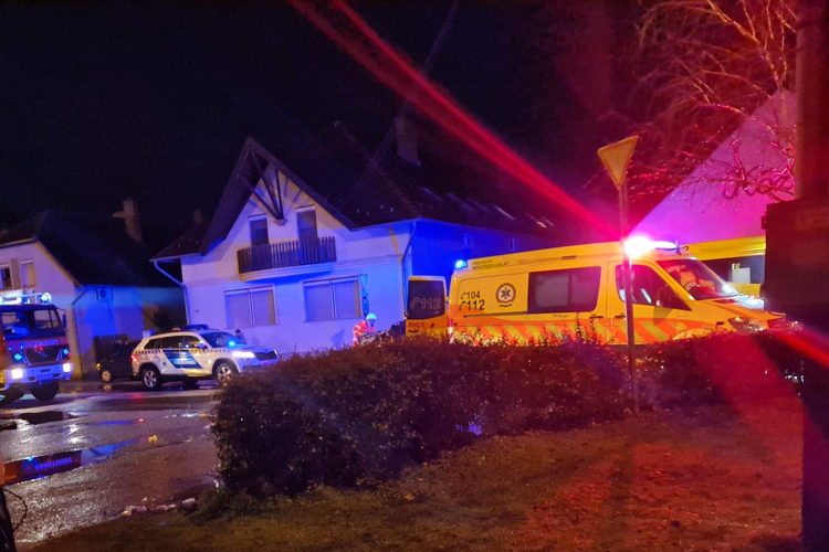Baleset a Vásár utcában, teljes az útzár