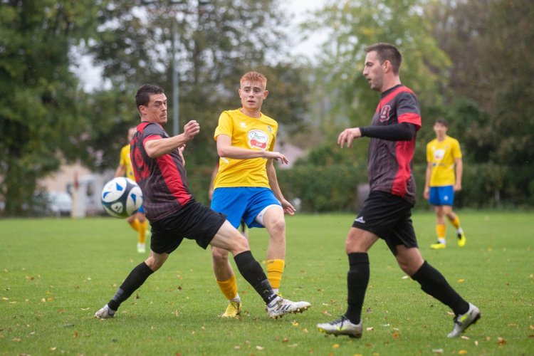 Perutz: Vereség Úrkúton