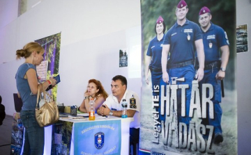 Bakonypölöskén és Pápasalamonban még elmehet a toborzásra