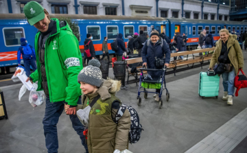 Már csaknem 200 ezer Ukrajnából érkező menekültet fogadott be Magyarország