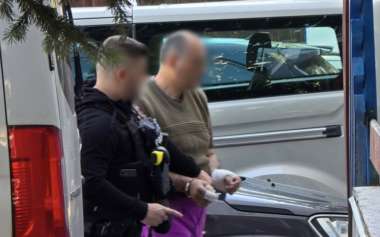 Egy rosszul beszerelt bojler miatt vesztek össze - Újabb részletek derültek ki a lovászpatonai emberölésről