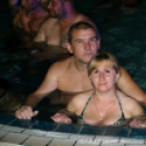 Éjszakai Fürdőzés a pápai Várkertfürdőben