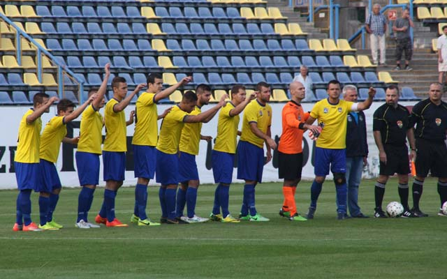 Ötöt rúgott idegenben a Perutz