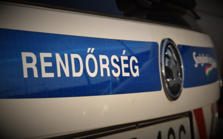 Egy házfelújításról lopott szigetelőanyagot és köteleket, a rendőrök elfogták