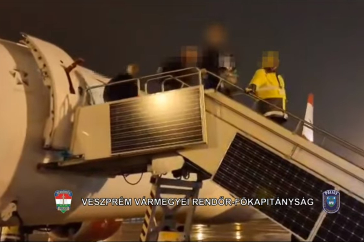 Csecsemő gyermeke megölésével is fenyegette a barátnőjét az Angliába szökött férfi