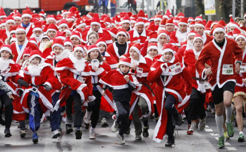 Mutassuk meg, hogy a legtöbb Mikulás Pápán lakik - Mikulásfutást szerveznek