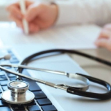 Dr. Ferenczy András háziorvos - Pápa