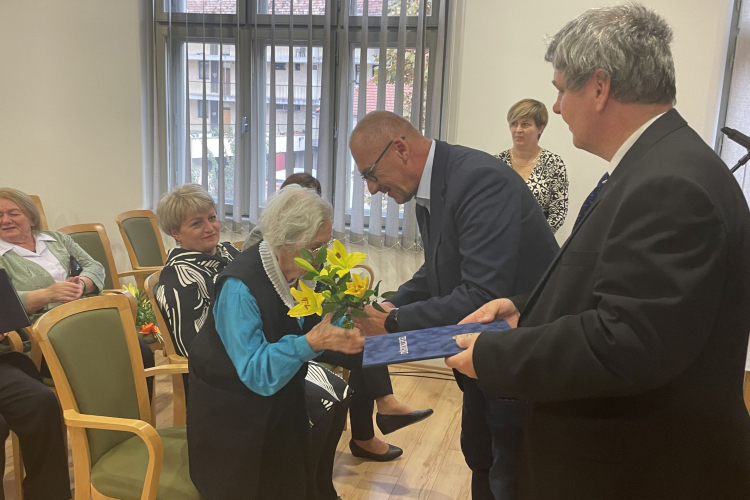 A jubiláló pedagógusokat köszöntötték