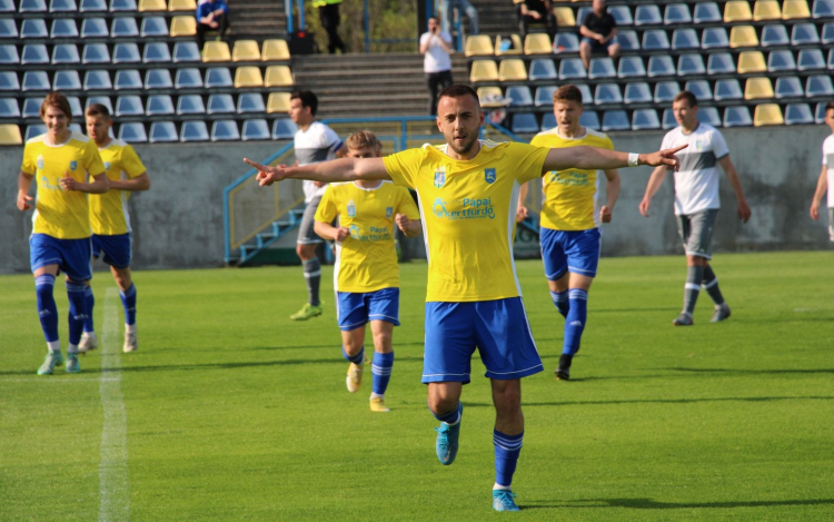 Kiszakadt a gólzsák, hatot lőtt a Perutz!