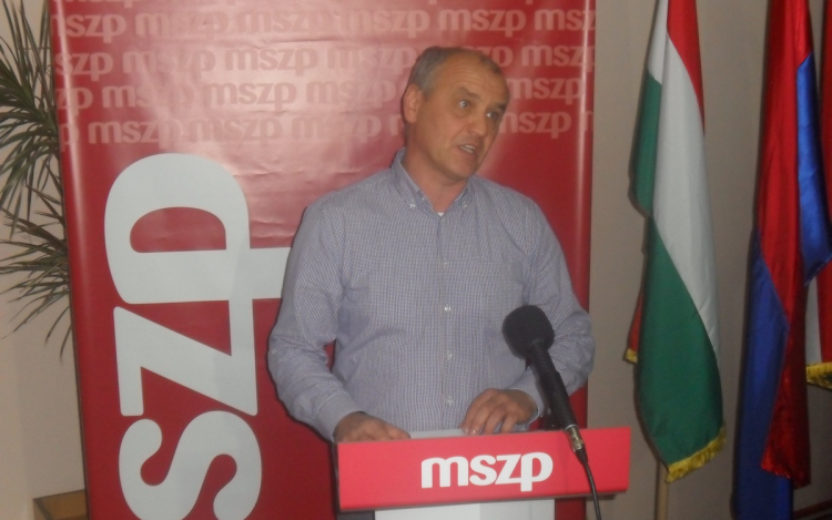 MSzP: Súlyos társadalmi válság felé közelít Magyarország