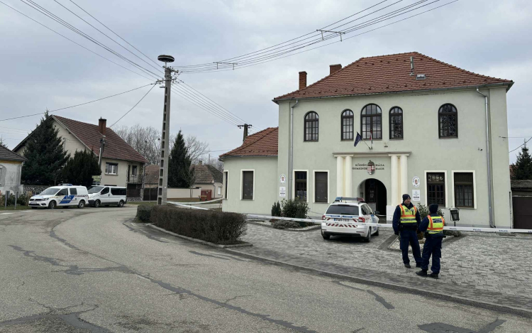Rálőttek a nagyteveli polgármesterre