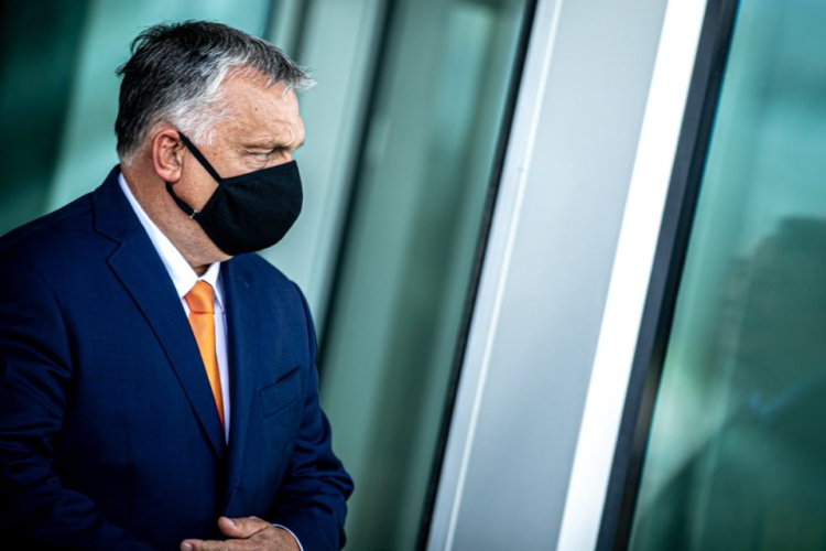 Orbán Viktor: Hétfőtől új világ kezdődik