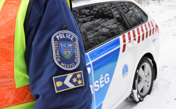 Egy nap alatt kétszer is lopott az üzletből Pápán