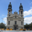 Lázas készülődés a pápai Fő téren!