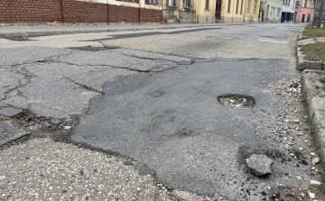 A Széchenyi az új Csáky utca