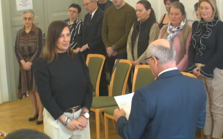 Letette képviselői esküjét Kerti Györgyi