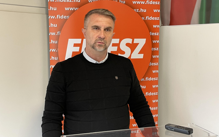 Unger Tamás: Grőber Attila nyitott kapukat dönget a helyi választási ígéreteivel