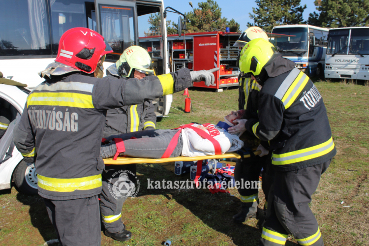 Másodikok lettek a pápai lánglovagok!