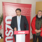 Mesterházy Attila Pápán kampányolt