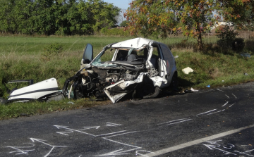 Halálos baleset a 83-ason - Teljes az útzár