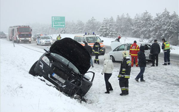 Pápai karatésok szerencsés balesete