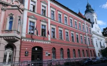 Több diák torokkaparást, köhögést tapasztalt a Türr Gimnáziumban