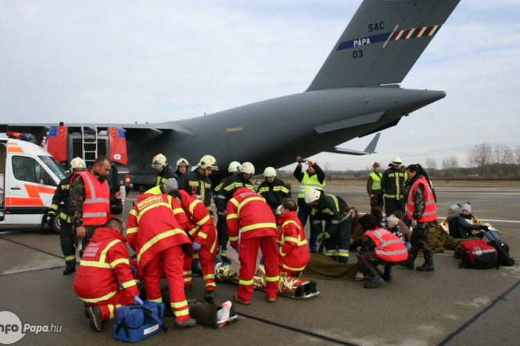Madárrajjal ütközött az egyik C-17-es