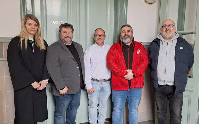 Pert nyert a pápai gyárból tavaly kirúgott szakszervezeti vezető