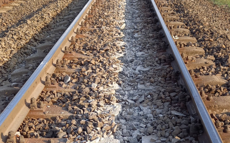 Jelentős mértékben késnek a vonatok a győri vonalakon