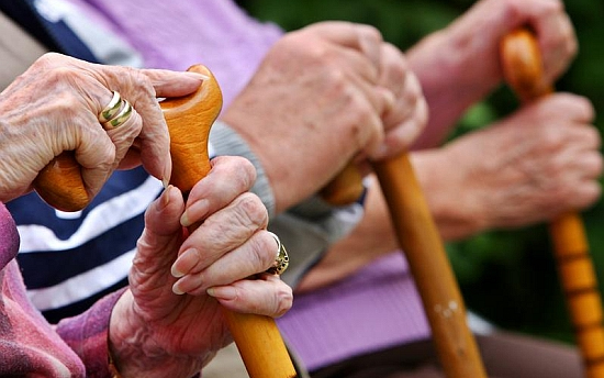 Elvették a nyugdíját