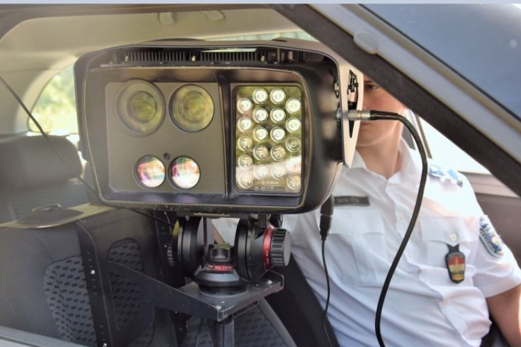 Több mint 30 gépjárművezetőt bírságoltak meg a pápai rendőrök, a közlekedési akció során