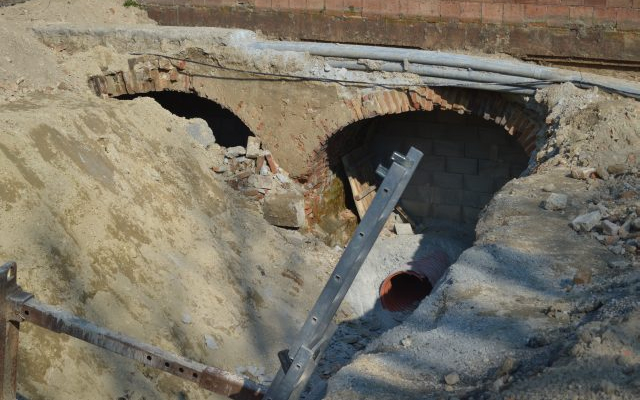 Elhúzódnak a Szent István úti munkálatok