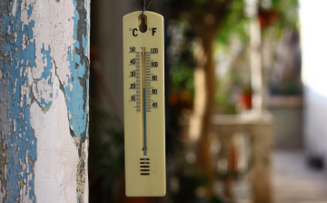 Meteorológia: szombaton is megdőlt több melegrekord