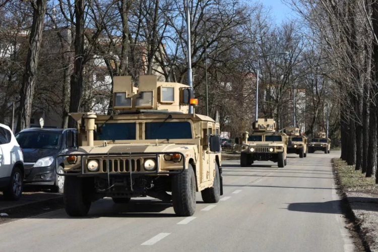 Katonai járműmozgások a keleti országrészben - A lakosság bizalmát kéri a Magyar Honvédség